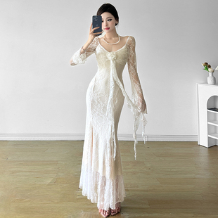 IAEY千金名媛 连衣裙优雅气质晚宴礼服长裙 白色蕾丝钩花方领长袖