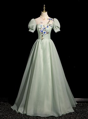 极速晚礼服宴会绿色轻奢小众高端艺考学J生缎面长款礼服泡泡袖演