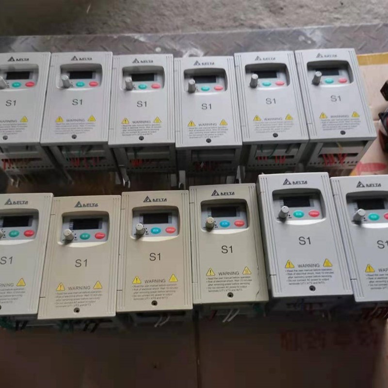 极速台达变频器VFD004S21A/VFD004S43A X现货实物图包好