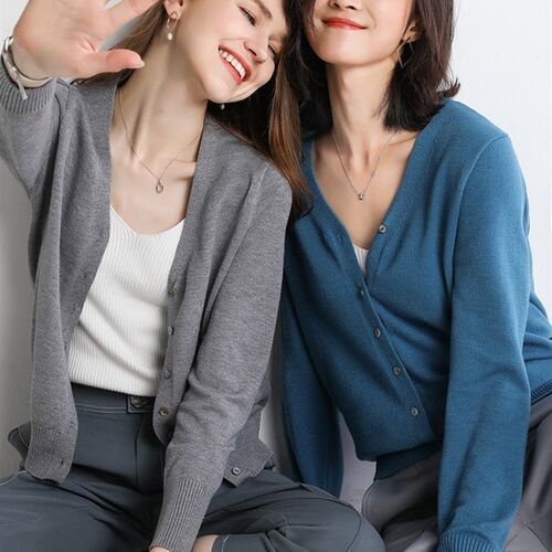 新品特价春秋羊毛开衫女短款外搭v领薄宽松针织长U袖毛衣韩版毛衫