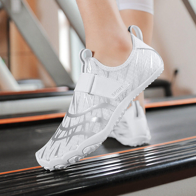 室内健身鞋综合训练瑜伽鞋健身房跑步机鞋情侣款五指运动溯溪鞋a6