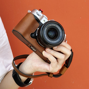 富士XT5真皮保护套XT30一二三代相机包XT50XS20XM5X100Vi皮套配件