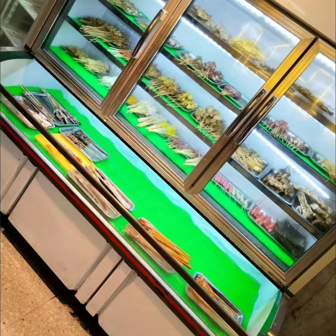 地坪草人造展柜草坪垫子冰箱底保鲜柜假草皮铺垫冷藏防滑垫冰台