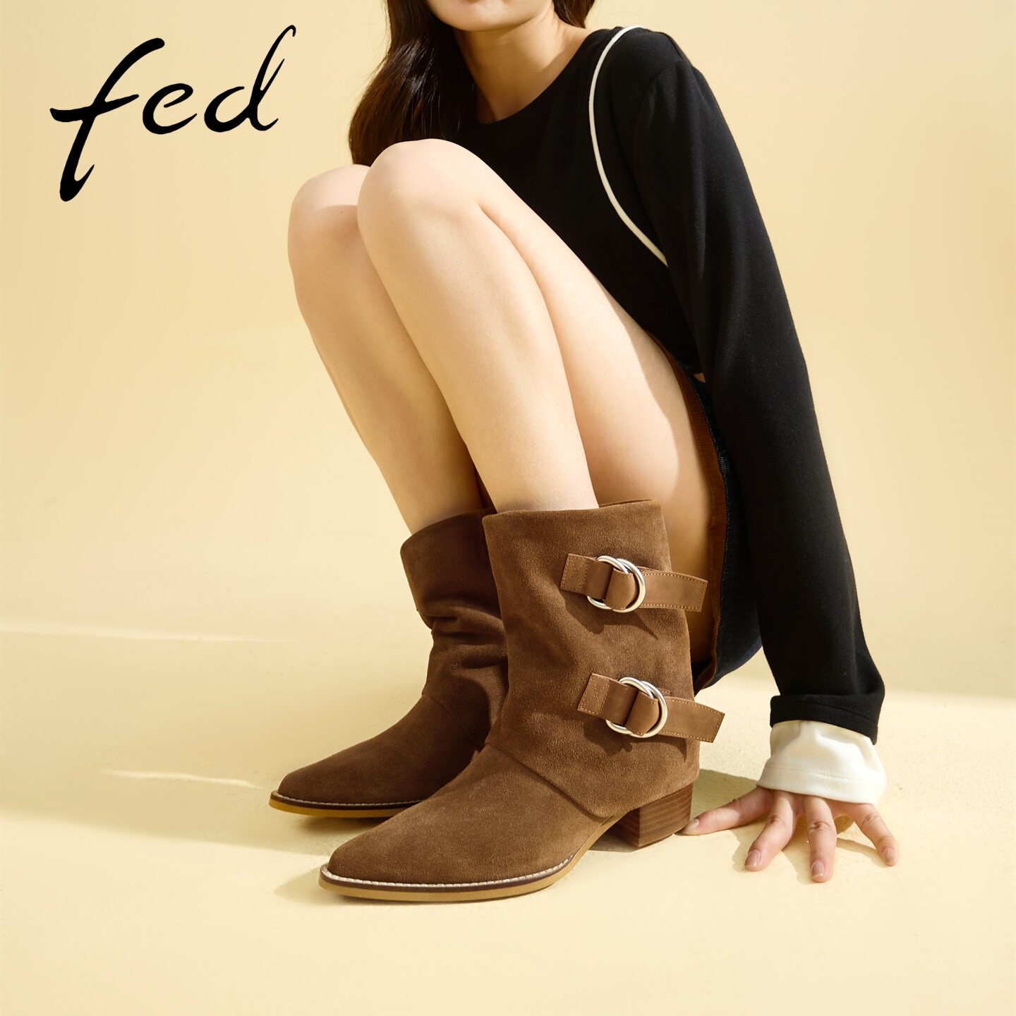 fed秋季新款绒面短靴女尖头粗跟