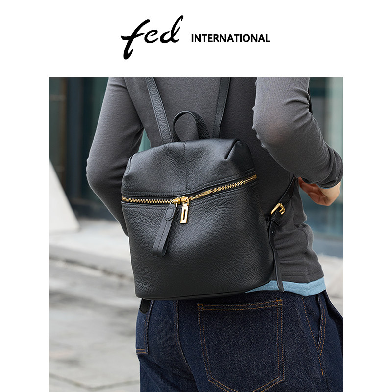 fed真皮轻便通勤女双肩包