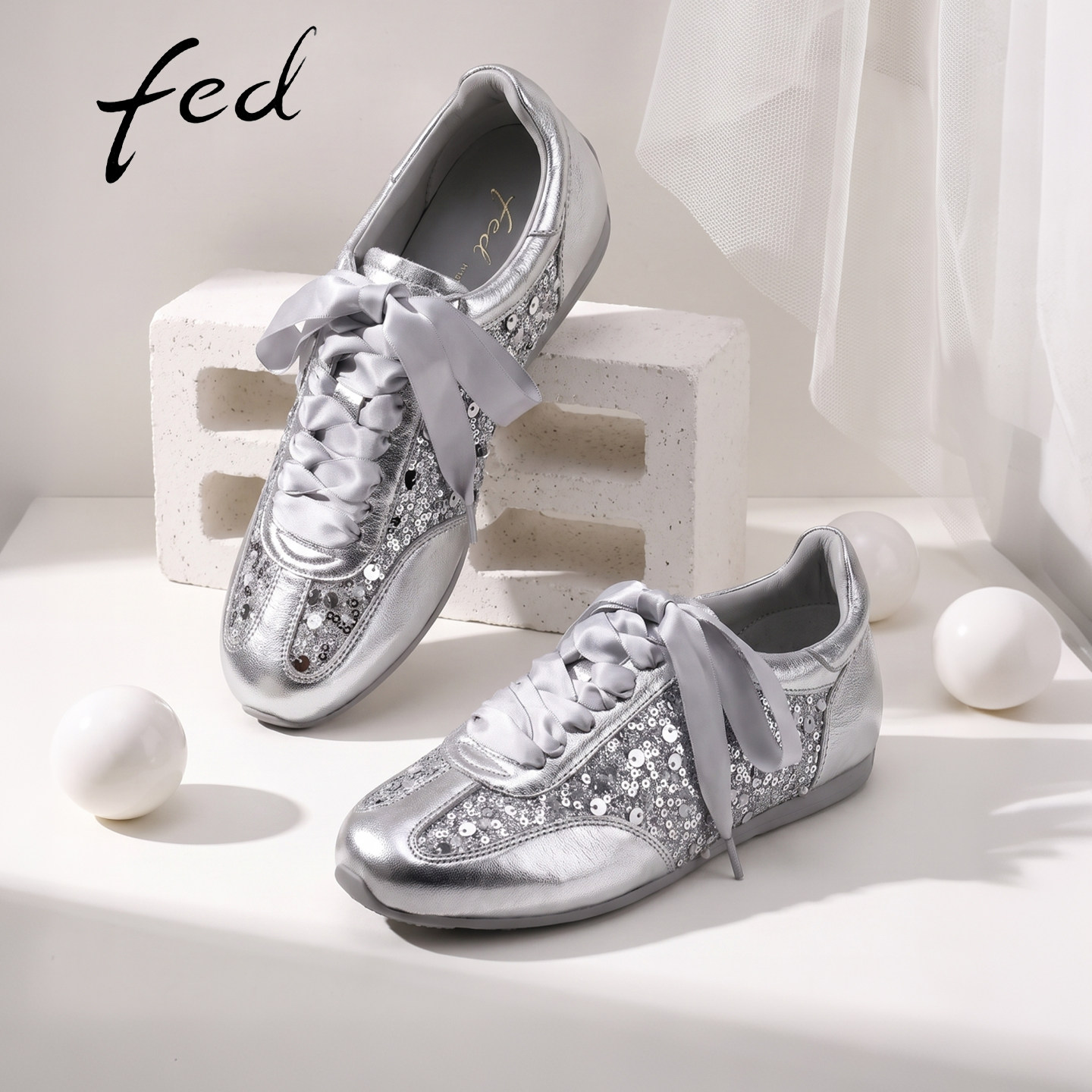 fed真皮软底不累脚亮片阿甘鞋