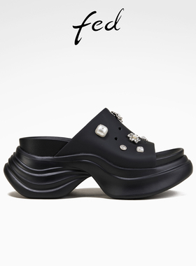 fed厚底拖鞋夏季新款女鞋露趾洞洞鞋水钻海边凉拖女款S0505-ZC587
