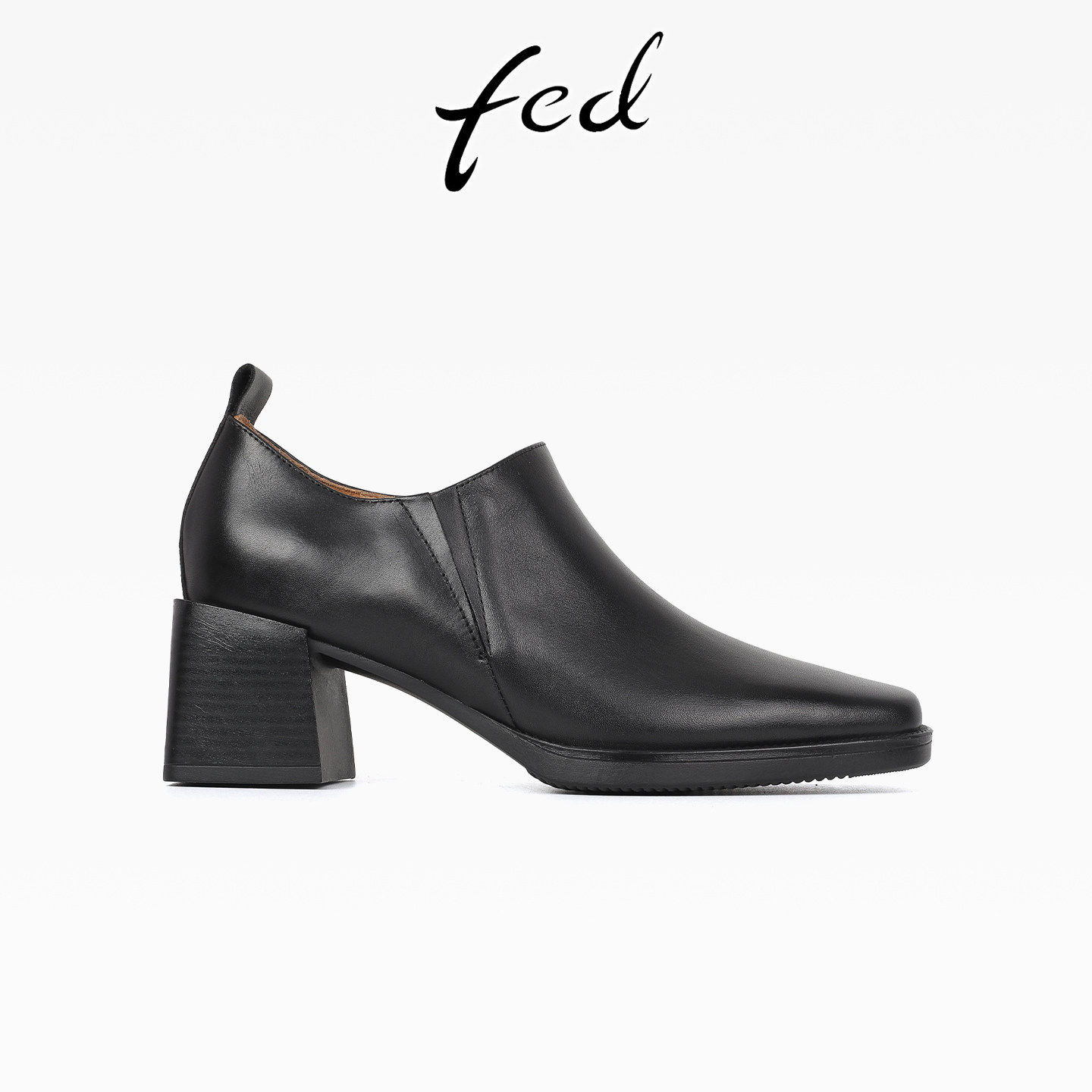 fed黑色牛皮深口粗跟单鞋女式新款通勤方头复古英伦风高跟乐福鞋