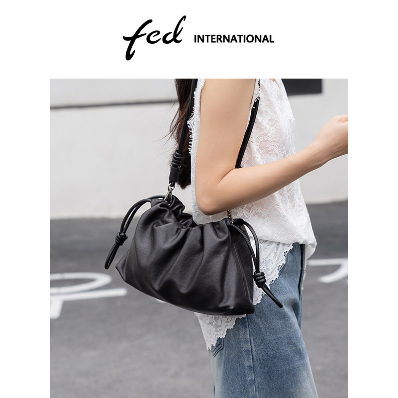 fed植鞣皮头层羊皮饺子包单肩斜挎手提包爆款手机包真皮BFA9311,箱包皮具/热销女包/男包,通用款女包,淘宝优惠券,粉丝福利购,淘宝优惠卷