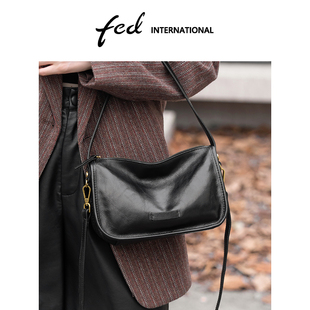 fed植鞣皮头层牛皮真皮女包HOBO包斜挎包单肩腋下包小方包FA9047