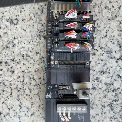 可议价PLC模块一套，包含PA205R电源、CJ1H-CPU