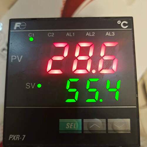 可维修PR-7温控仪PXR7TEY1-8W000-C议价
