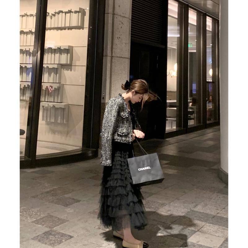 高级感显瘦遮肚子黑色蛋糕纱裙秋新款半身裙女层层网纱中长款裙子