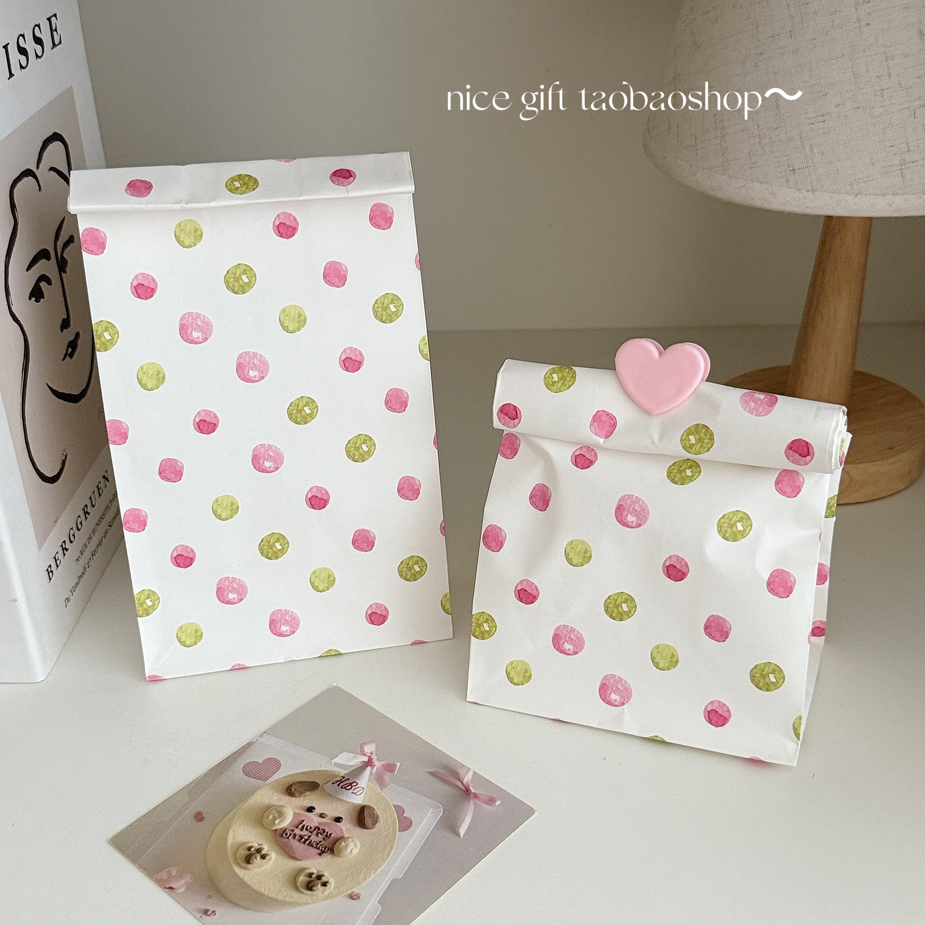小清新绿色爱心点点平口袋加厚礼物桌面收纳袋出卡打包纸袋ins风