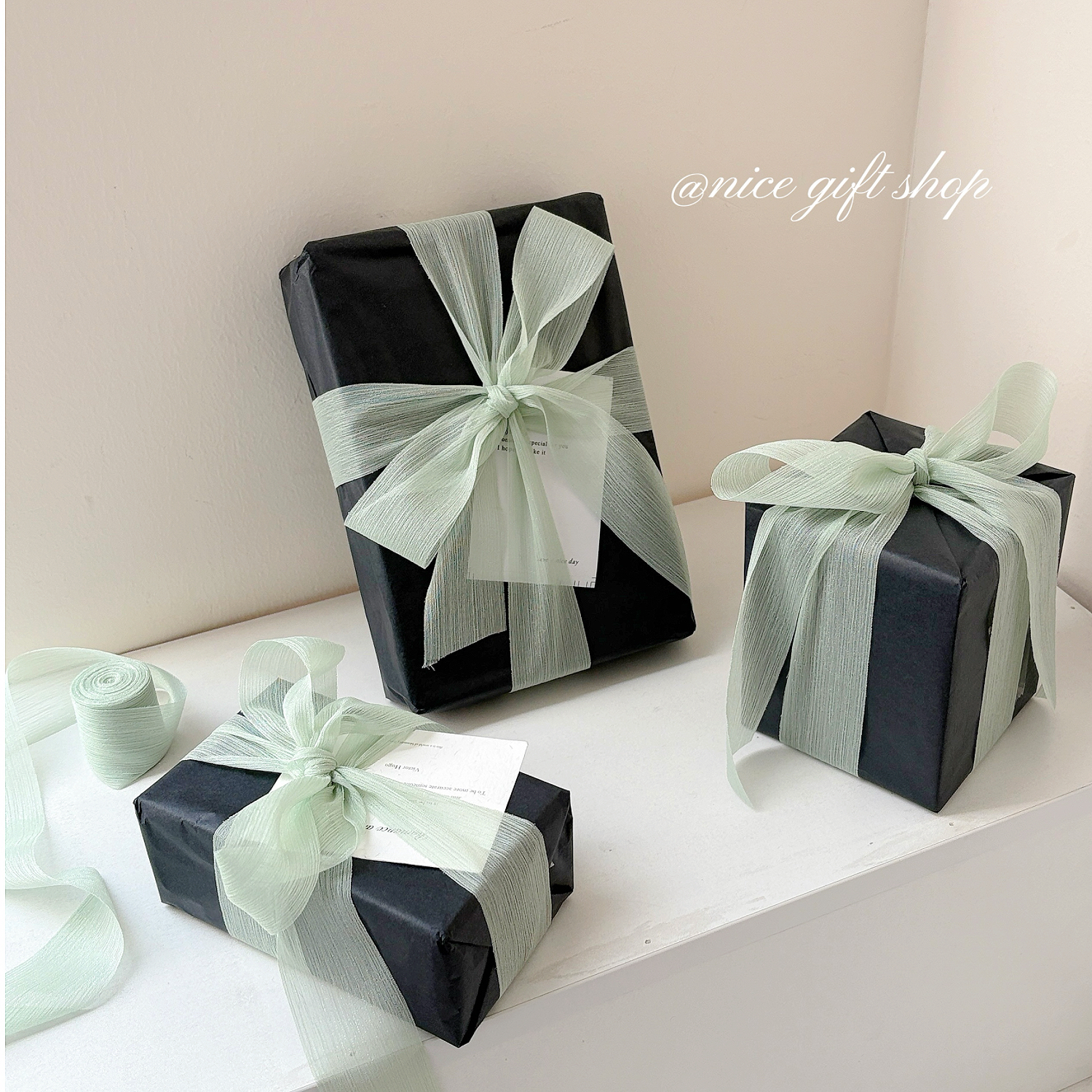 ins风高级感礼物黑色包装纸套装抹茶绿色细闪丝带DIY节日礼物装饰