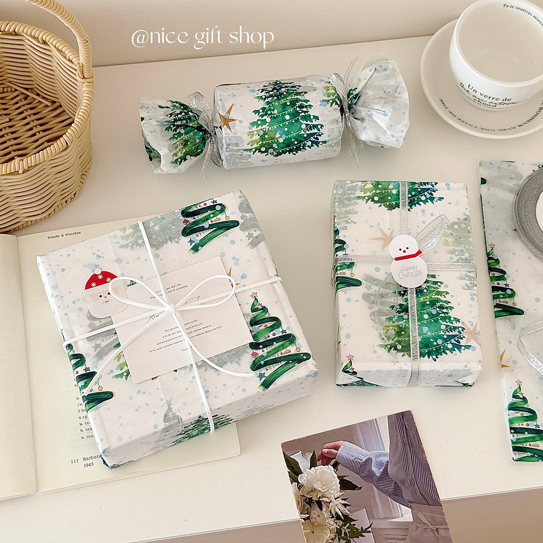 圣诞节氛围感满满的包装纸