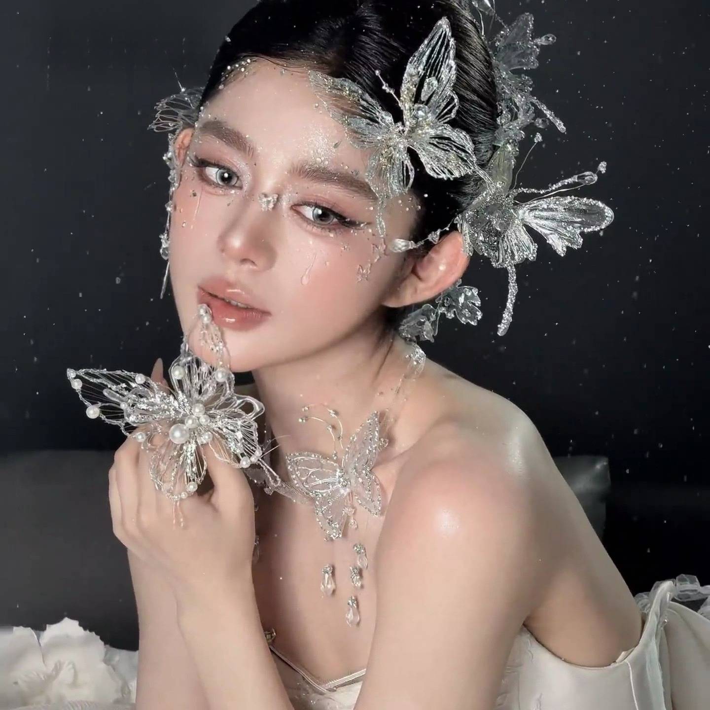 2026新款ETE碎钻蝴蝶新娘头饰