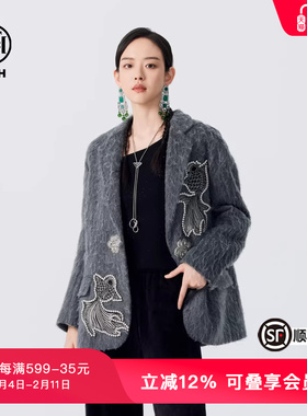 TCH轻奢潮牌烫钻西装外套女新款时尚阔版毛呢外套T72C046010