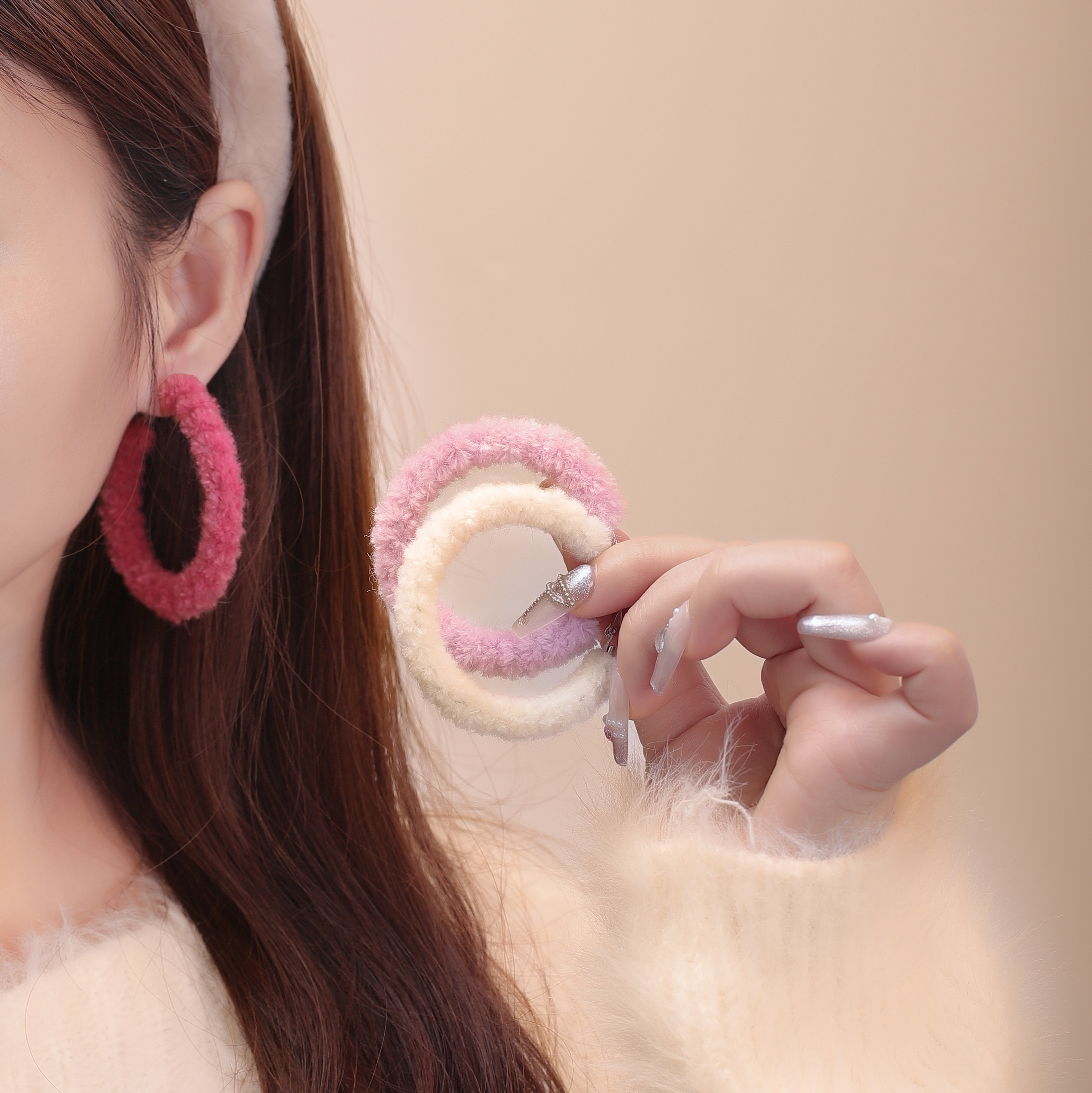 秋冬毛绒圈圈耳环耳夹女无耳洞