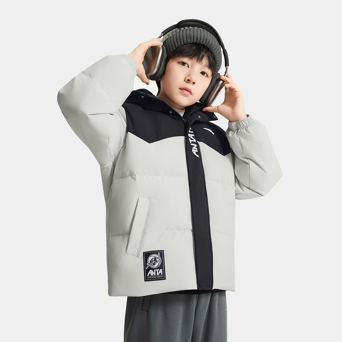 星火安踏儿童男大童羽绒服2026冬款新舒适保暖中大童防溅羽绒外套
