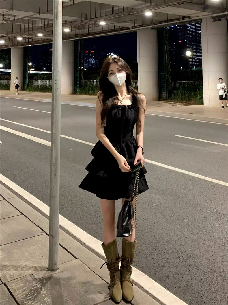 法式黑色吊带连衣裙女夏2025连衣裙