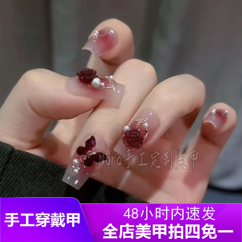 红色山茶花5年美甲师手工定制