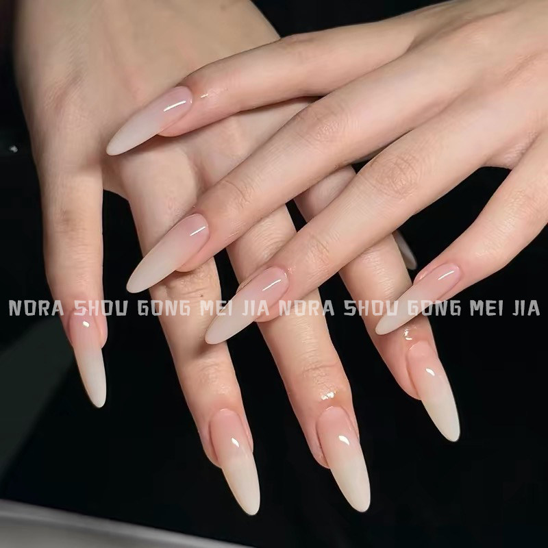 2026新款手工乳白色渐变穿戴美甲高级感中长杏仁甲婚纱拍照指甲贴,彩妆/香水/美妆工具,穿戴甲/甲片,淘宝优惠券,粉丝福利购,淘宝优惠卷