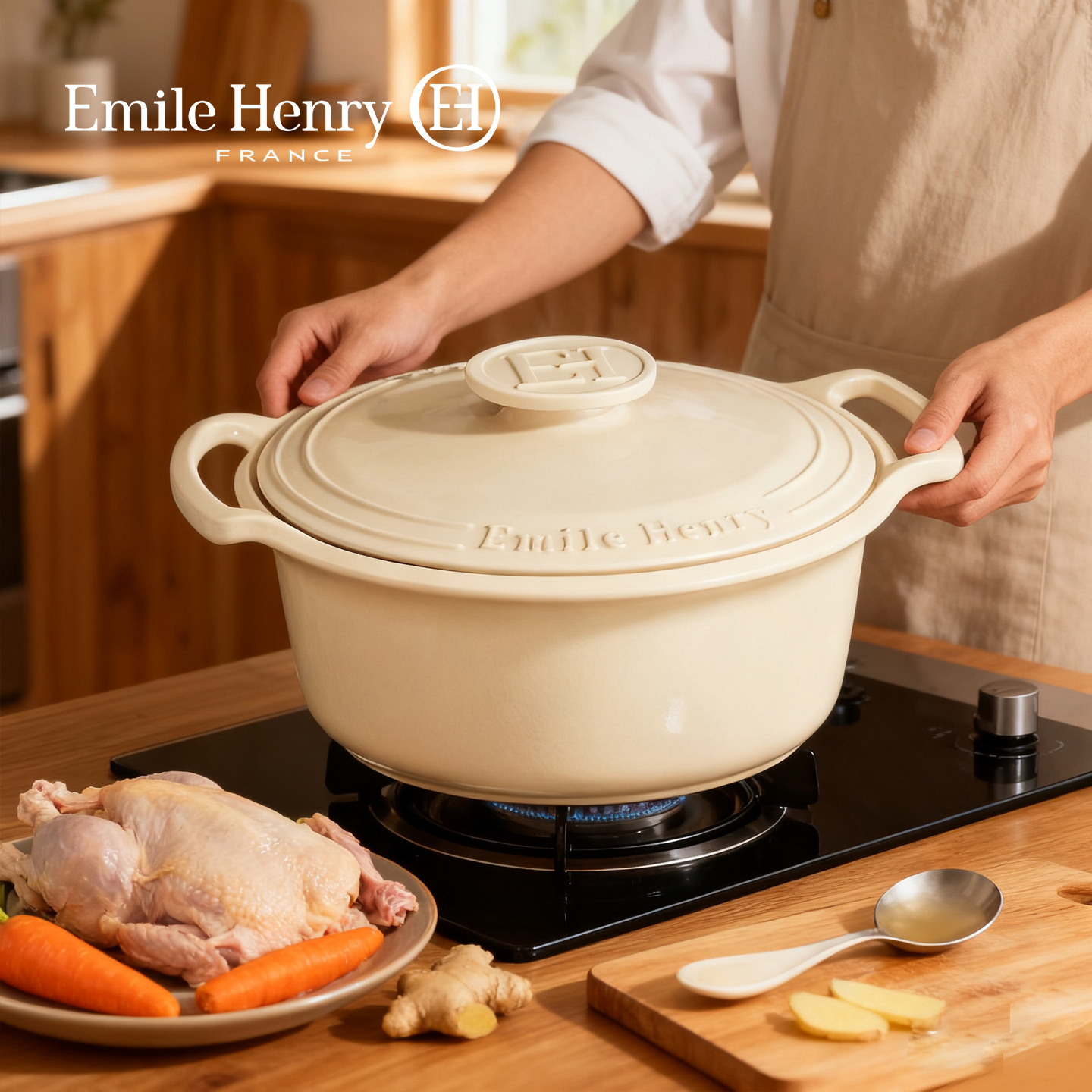 天然不粘釉面，适合慢炖 ，鲜美多汁