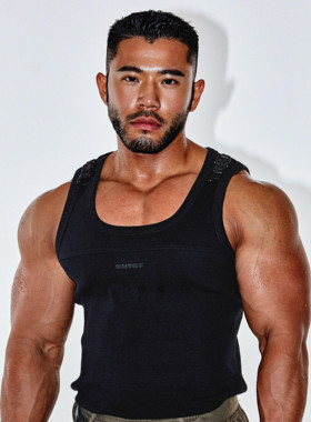 OUTOF - 款号68男士工装锁扣螺纹户外运动健身休闲百搭紧身背心