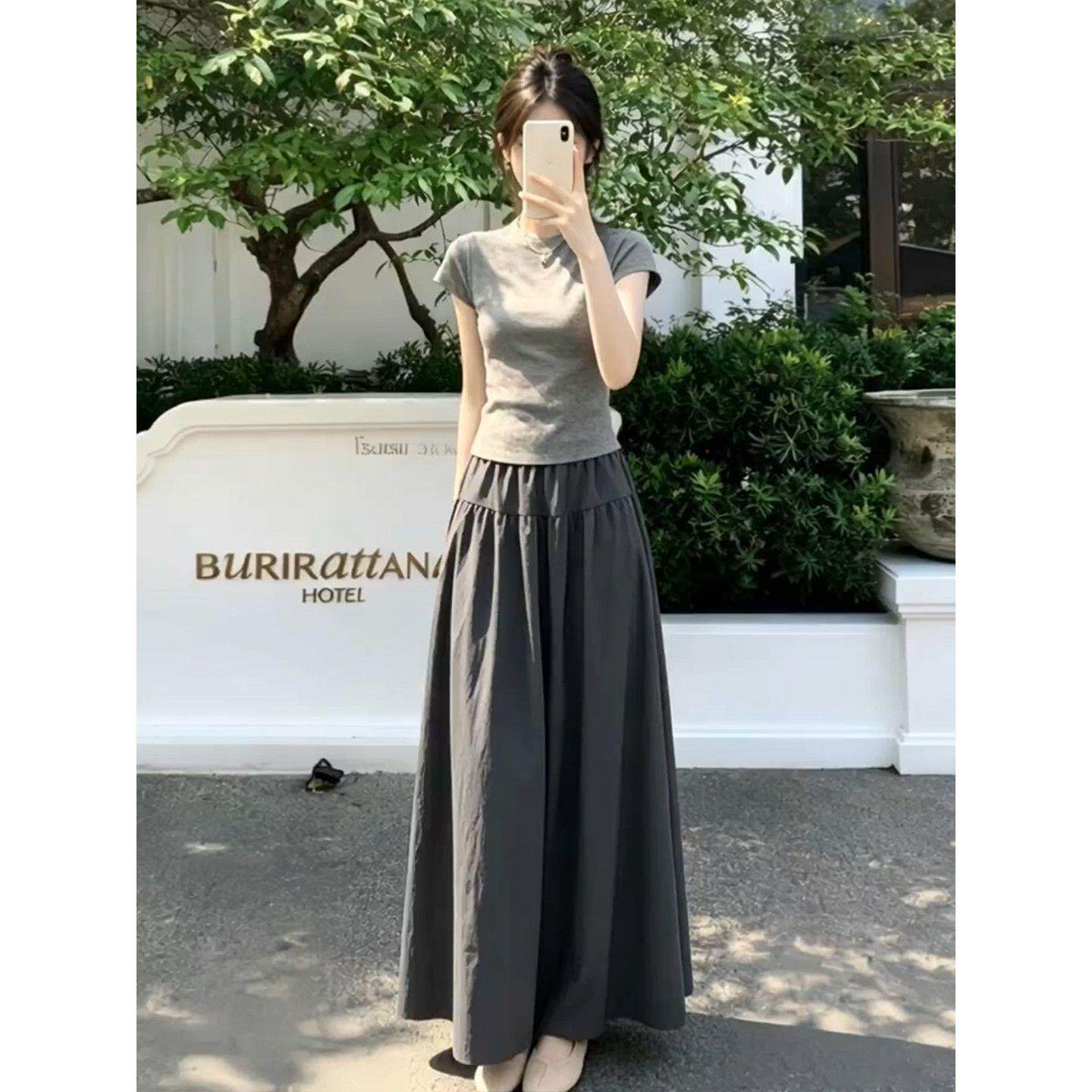 巨好看灰色短袖T恤半身连衣裙子女夏季2026新款韩系穿搭套装长裙