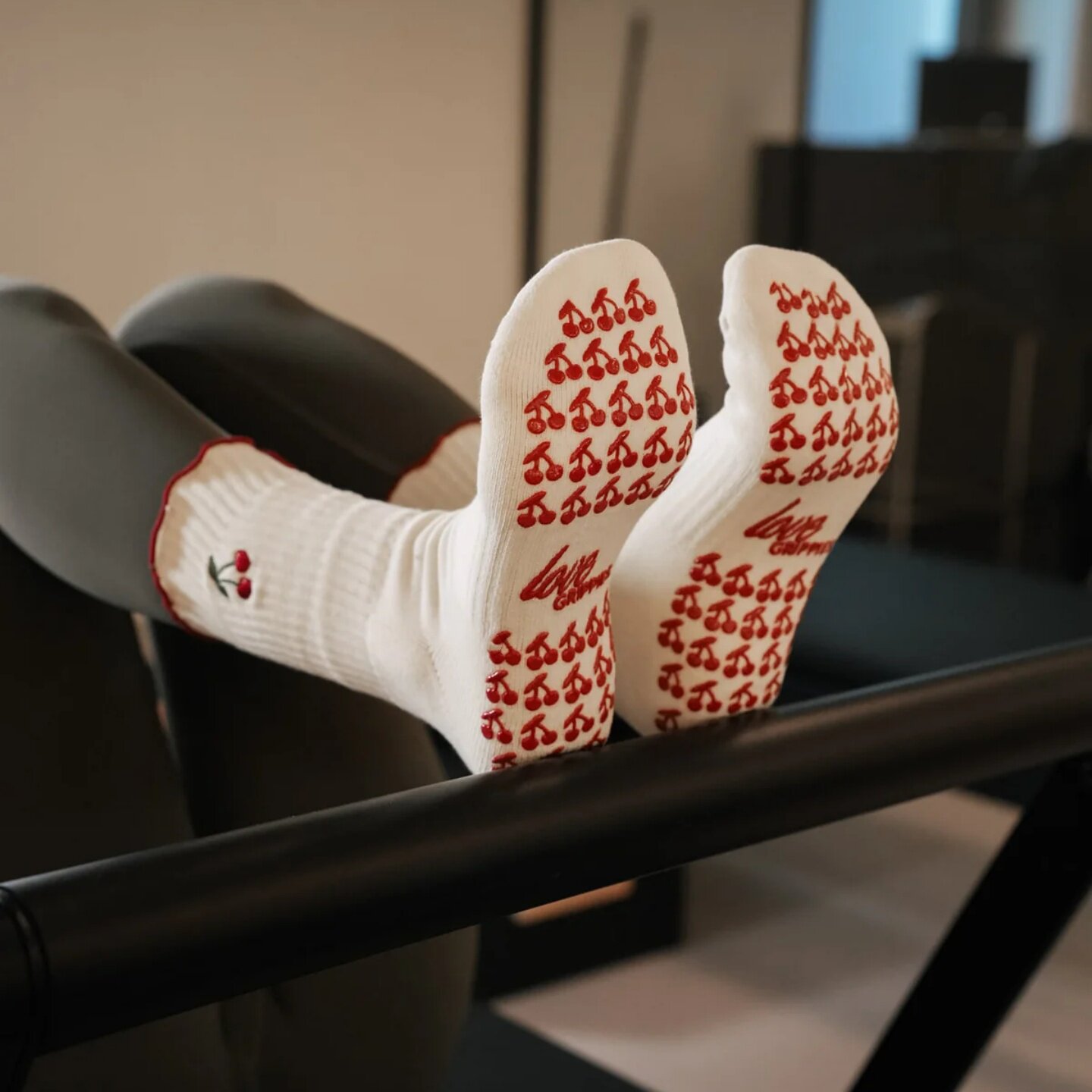 Pilates袜美式中筒女防滑瑜伽袜室内舞蹈棉袜专业芭蕾袜纯色棉袜