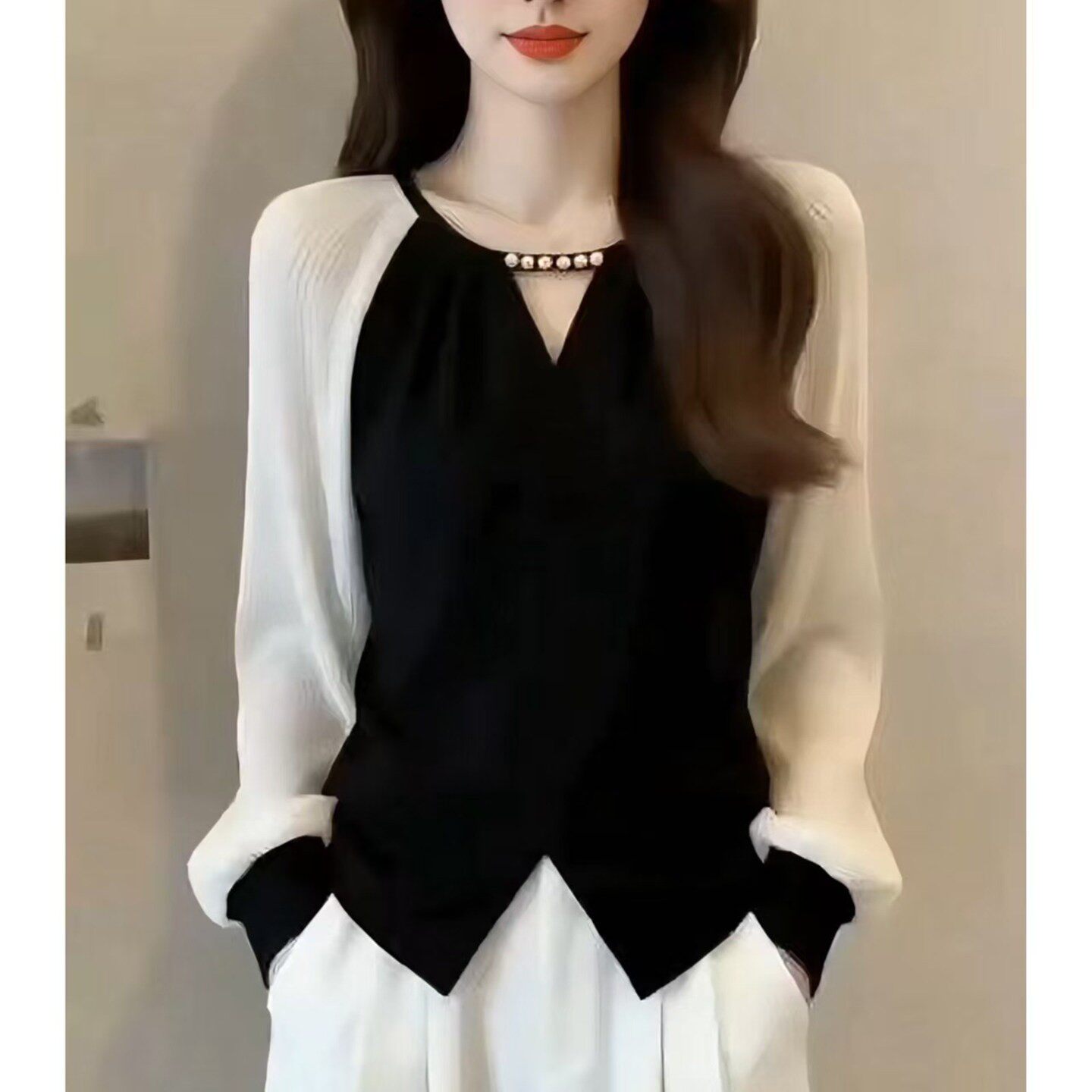 芸菲汇女装2026春秋季小香风正肩衬衫女士遮肚显瘦长袖打底衫上a1