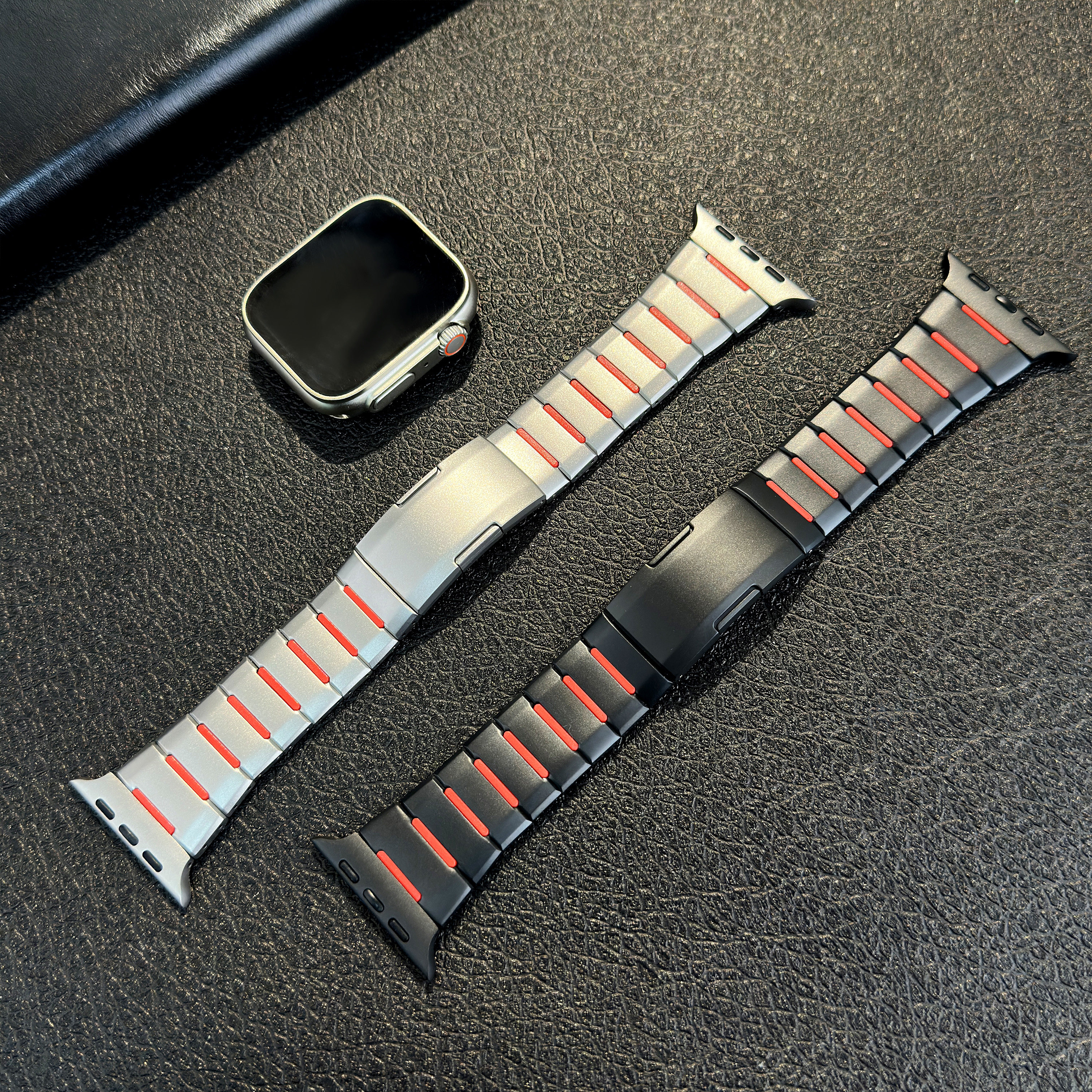 适用苹果手表iwatch S11表带双色金属折叠扣氟橡胶applewatch9表带时尚S10透气S8腕带Ultra3女SE3运动男7高级