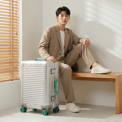 LIGHTGO2026时尚全铝箱20寸登机箱高级商务拉杆箱旅行箱行李箱女