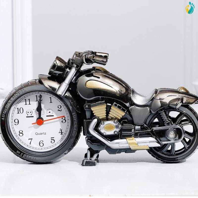 创意摆台式时钟小学生闹钟男孩摩托车桌面小台钟网红电池款床头钟