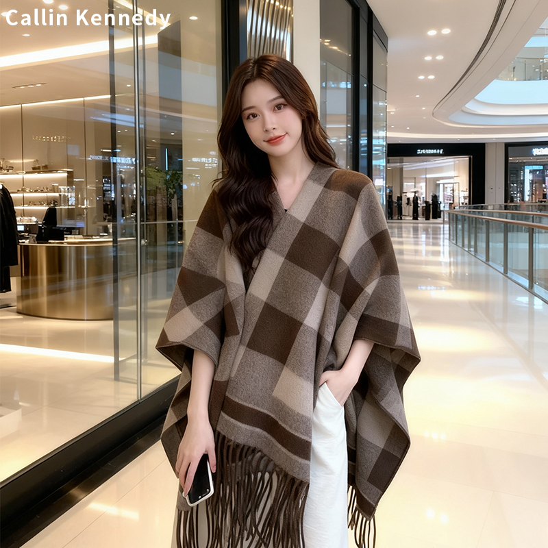 高颜值实力派格子披肩