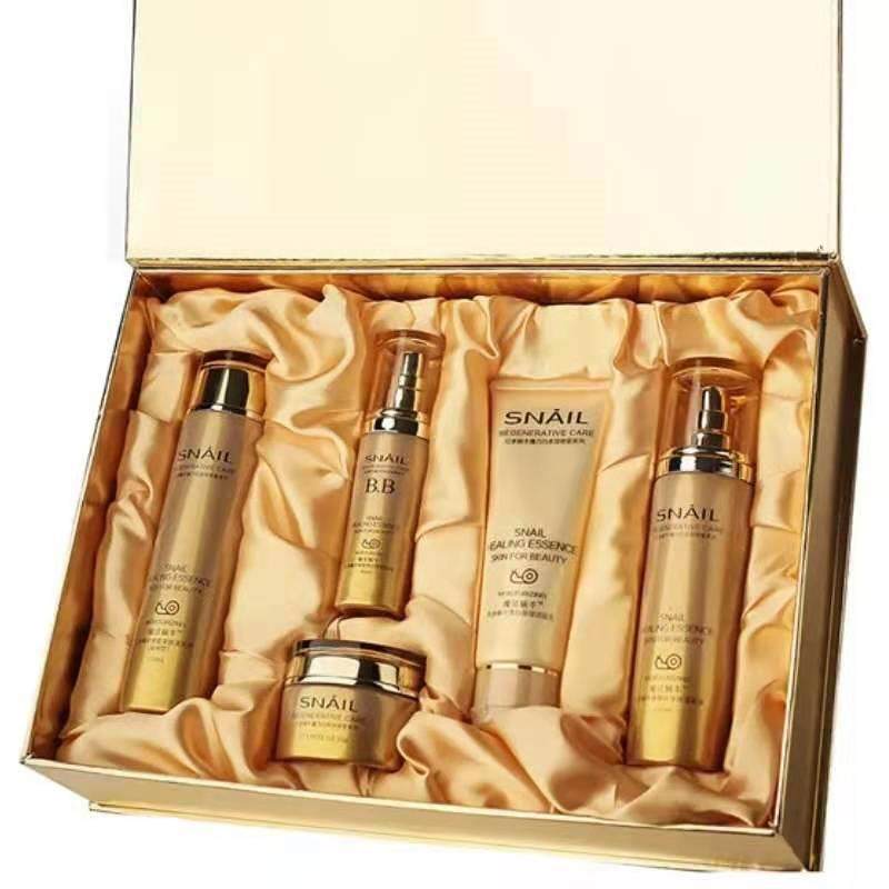 红参蜗牛原液化妆品套装保湿女士护肤品套盒五件套礼盒