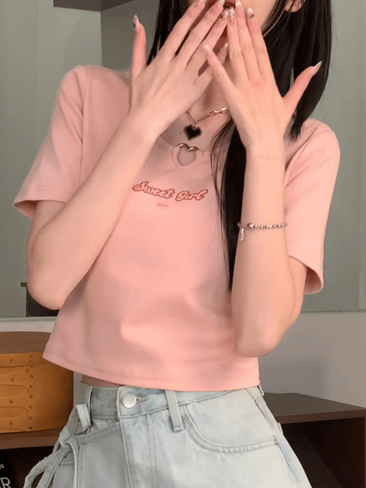 韩系chic粉色正肩t恤短袖女夏季修身显瘦辣妹别致绝美短款小上衣