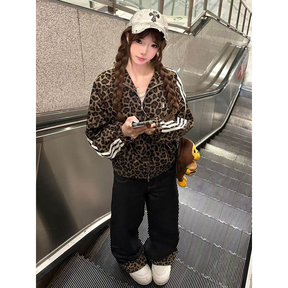 美式复古豹纹外套女2026春秋休闲宽松运动条纹夹克设计感小众上衣图片