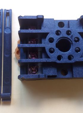 促销 时间继电器底座 PYF085A ( ST3P AH3-3 )带挂钩座子全铜