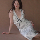 b.Fleurs新品 夏季 女气质显瘦真丝波点鸽眼刺绣丝带吊带连衣长裙