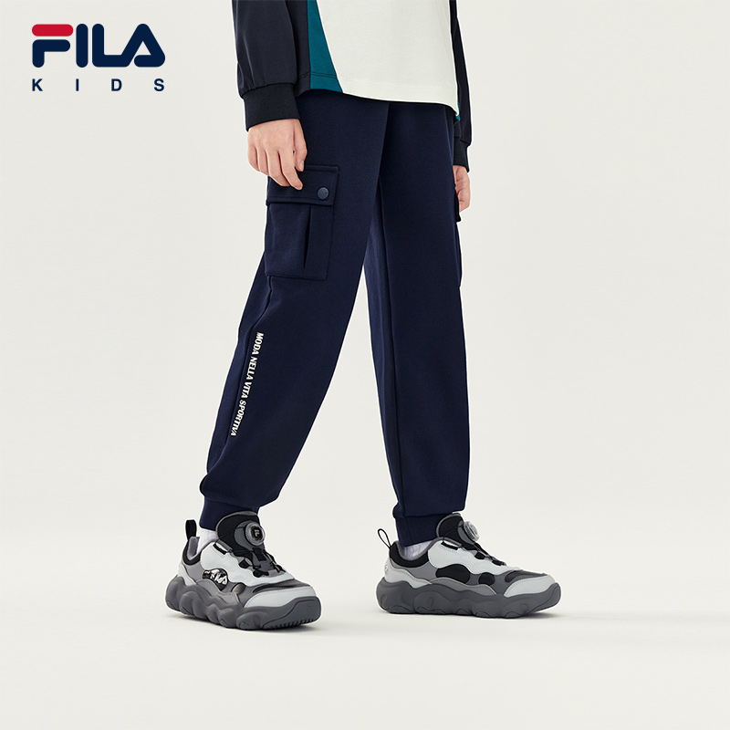 FILA斐乐男中大童针织长裤