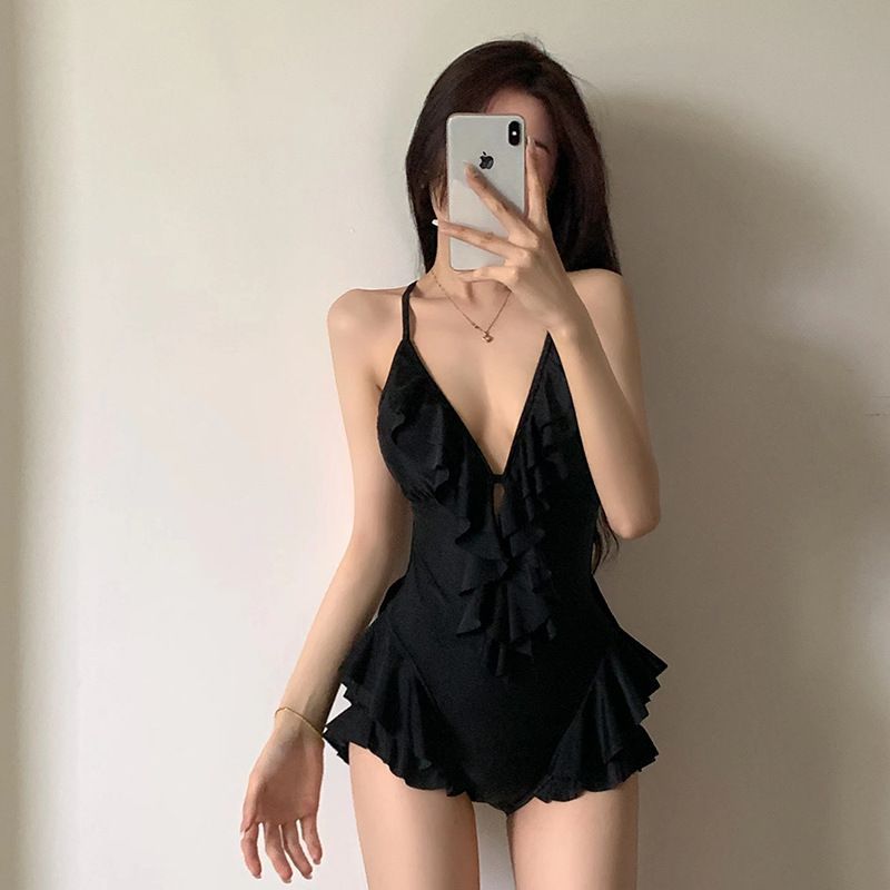 女士挂脖连体裙式泳衣黑色深V荷叶边褶皱纯欲风游泳衣厂家货源