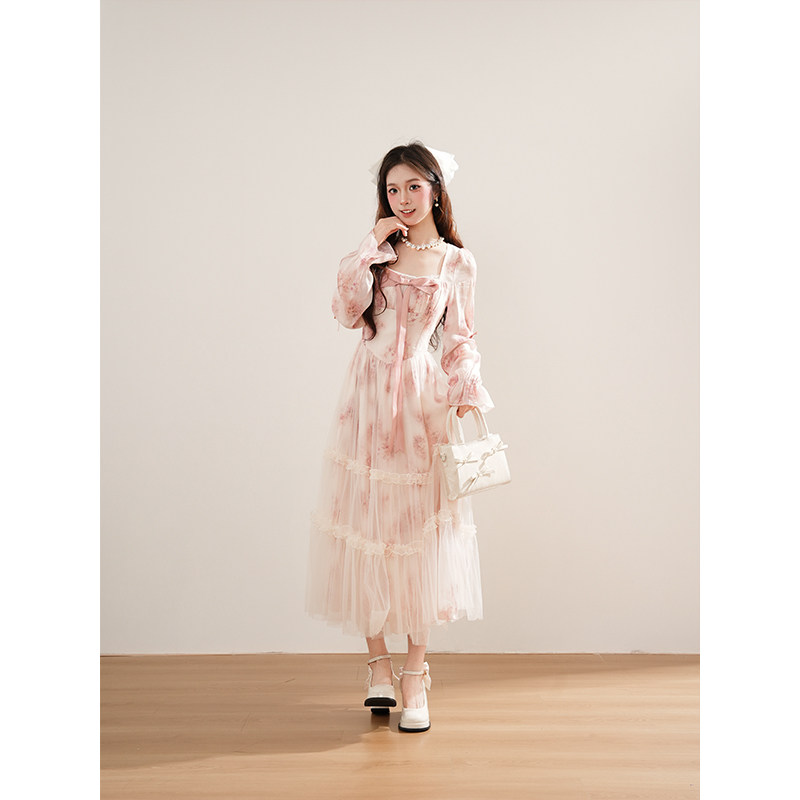 早春温柔印花网纱方领甜美连衣裙大码微胖mm气质蓬蓬大摆仙女裙子
