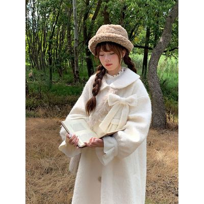 白色羊羔毛呢外套冬季2025小个子毛绒拼接蝴蝶结连帽中长款大衣女