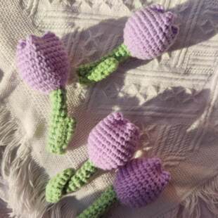 手工钩织郁金香花朵配饰可爱胸花包包装饰毛线成品装饰品工艺品