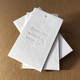 女装 轻奢简约白色吊牌印刷 卡片订做 挂牌定制 压凹 服装 吊牌定做