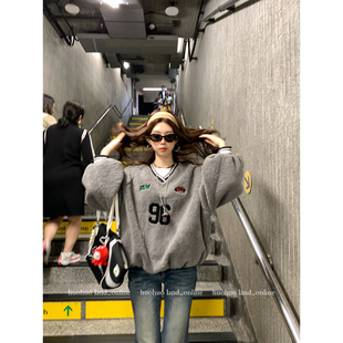 学院风V领宽松摇粒绒卫衣女2025冬季 美式 厚外套 暖绒校队 HuoHuo