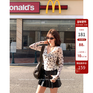 HuoHuo 1/25 20点上新88折【涩谷繁星】打破沉闷 印花扭结修身T恤