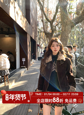 HuoHuo 卷毛夹克 2025冬季新款女美式复古翻领保暖毛毛拼接夹克